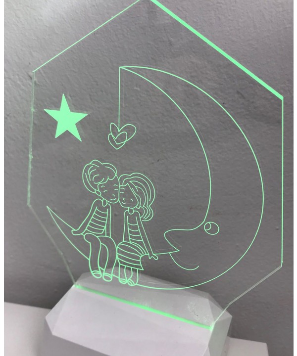 3D Acrilico Forma Poligonale Figura Innamorati Sulla Luna (3DC909)