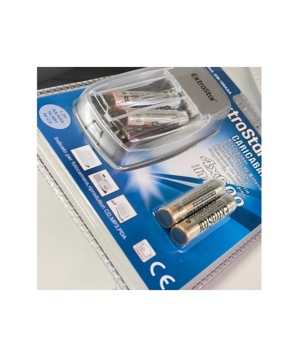 Kit Caricabatterie Caricatore Con 4 Pile Mini Stilo AAA Ricaricabile Ni-Cd Ni-MH 600mAh Presa EU Da Rete Casa 220V