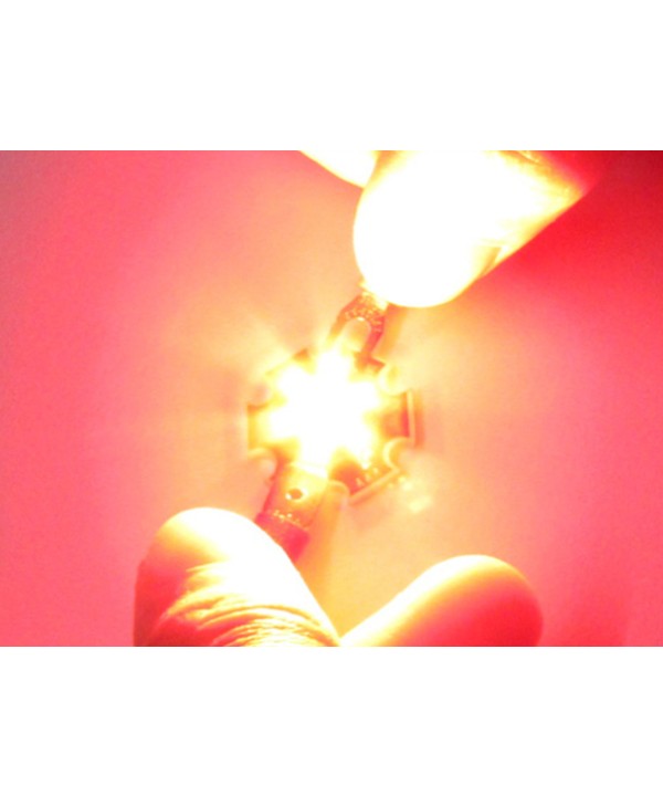 Power Led 1W Colore Rosso 2,0-2,4V DC 350mA 40 Lumen Piastra Dissipatore Inclusa 620-630nm
