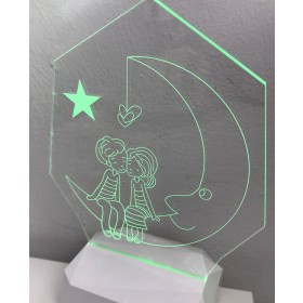 3D Acrilico Forma Poligonale Figura Innamorati Sulla Luna (3DC909)