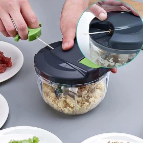 Tritatutto Manuale 520ml per Alimenti con Lame in Acciaio Trita Verdura con la base Antiscivolo e Chiusura Sicuro 12.6x9.3cm