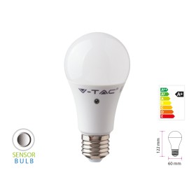 Lampada A Led E27 Con Sensore Crepuscolare 9W A60 Caldo 2700K Bulbo 806lm SKU-4459