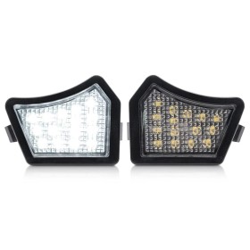 Kit Luci Led Di Cortesia Sotto Specchietto Retrovisore Volvo XC90 C30 S40 V40 V50 S60 V60 C70 V70 S80 C2C37089