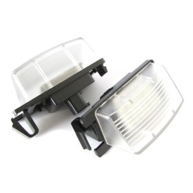 Kit Luci Targa Led Nissan Versa Grand Livina Pulsar GT-R Cube 350Z Infiniti Sedan Coupe G37 Convertible